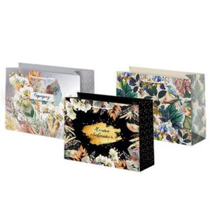 Пакет бумажный МЕЧТЫ СБЫВАЮТСЯ 23х18см