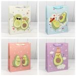 Пакет бумажный подарочный Авокадо 3D микс 26х32см