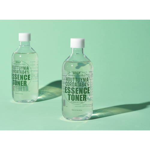 Derma Factory Тонер для лица с экстрактом хауттюйнии - Houttuynia cordata 84% essence toner, 300мл — изображение 4
