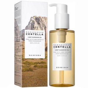 Skin1004 Легкое гидрофильное масло с экстрактом центеллы Madagascar Centella Light Cleansing Oil 200мл