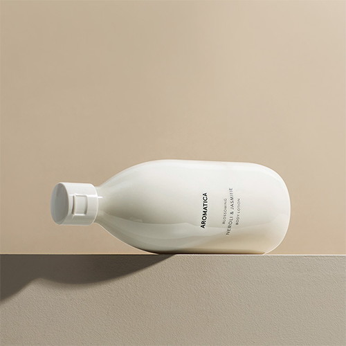 Aromatica Тонизирующий лосьон для тела c маслом нероли и жасмина Blossoming Neroli & Jasmine Body Lotion 300 мл — изображение 2