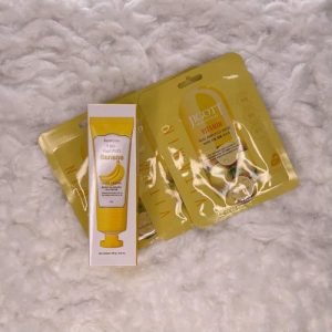 JIGOTT, Набор Крем для рук с экстрактом банана, 100 мл, Тканевая маска для лица с витаминами, 3 шт