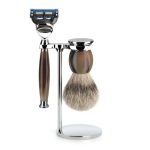 Бритвенный набор MUEHLE SOPHIST, натуральный рог, барсучий ворс высшей категории Silvertip, бритва Fusion