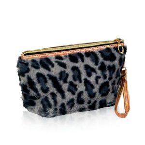 Косметичка - трапеция Ameli меховая - леопард , с ремешком-петлей