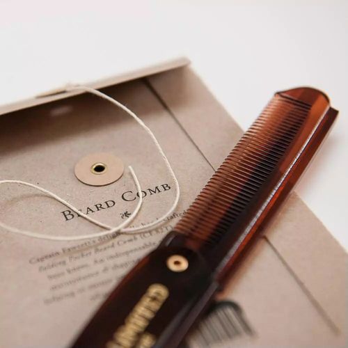 Captain Fawcett Folding Pocket Beard Comb - Складная расческа для бороды — изображение 4