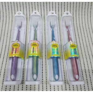 Зубная щетка в футляре мягкая