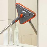 Окномойка фигурная Raccoon, стальная ручка, насадка из микрофибры, сгон силикон, 26x17,5x80(125) см