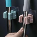 Держатель для уборочного инвентаря на липучке Доляна, 2,8x5x4,5 см, липучка 5,5x5,5 см, цвет белый