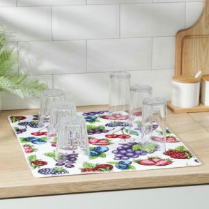 Коврик для сушки посуды Доляна «Ягоды», 38x51 см, микрофибра
