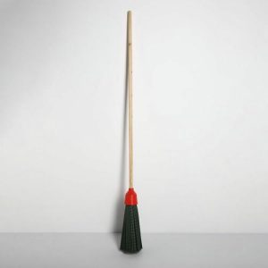 Метла полипропиленовая, с берёзовым черенком, бесфланцевая (Круглая)