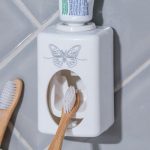 Выдавливатель для зубной пасты механический «Бабочка», 9.5 х 5.8 см