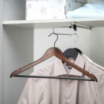 Вешалка-плечики для одежды с перекладиной Доляна, размер 46-48, дерево вишня, цвет МИКС