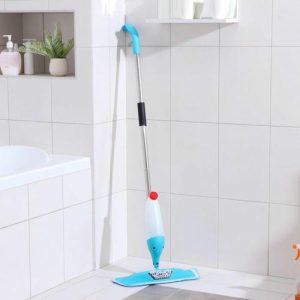 Швабра для мытья пола с распылителем и щёткой Доляна, насадка из микрофибры 41x14 см, стальная ручка 120 см, цвет МИКС