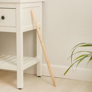 Черенок с еврорезьбой берёзовый, для веников-щёток, d=2,5 см, 70 см, 1 сорт