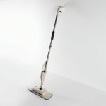 Швабра для мытья пола с распылителем и щётка-пылесос 2 в 1 насадка микрофибра 41x14 см, ручка 128 см, цвет бежевый