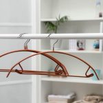 Вешалка-плечики для одежды с перекладиной Доляна, размер 44-46, антискользящее покрытие, дугообразная, цвет бронзовый