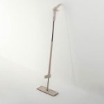 Швабра для мытья пола с распылителем и отжимом, насадка из микрофибры 26,3x11 см, ручка 140 см, цвет бежевый