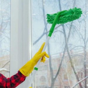 Окномойка с телескопической металлической ручкой и сгоном Доляна, 30x7x85(137) см, микрофибра, цвет МИКС