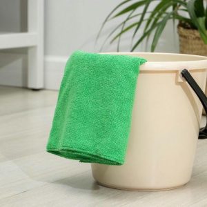 Салфетка из микрофибры 70x80 см, 220 г/м2, цвет МИКС