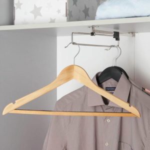 Вешалка-плечики для одежды с антискользящей перекладиной SAVANNA, размер 46-48, сорт А, светлое дерево, клён