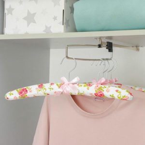 Вешалка-плечики для одежды мягкая «Розы нежные», размер 44-48