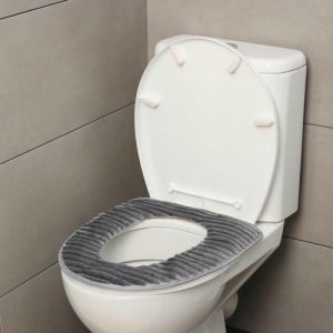 Чехол на сиденье для унитаза на липучках Доляна «Плюша», 37x42 см, цвет МИКС