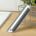 Щётка-скребок универсальная Raccoon, 16x4,5x2 см