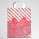 Пакет "Атласный бантик", полиэтиленовый с петлевой ручкой, 35 х 28 см, 55 мкм - 50 шт.