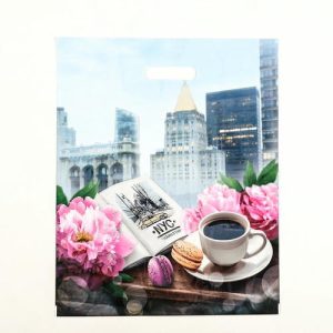 Пакет "Манхэттен", полиэтиленовый с вырубной ручкой, 37х47 см, 60 мкм - 50 шт.