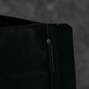 Пакет восьмишовный с дном матовый с отрывным замком и прозрачными фальцами, черный, 20 х 30 см 97047 - 100 шт.